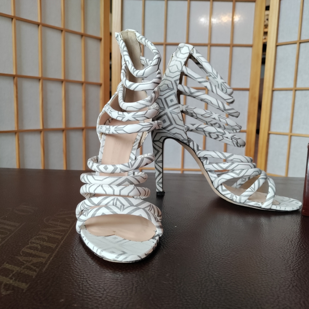 CHARLINE DE LUCA size 38 High Heal